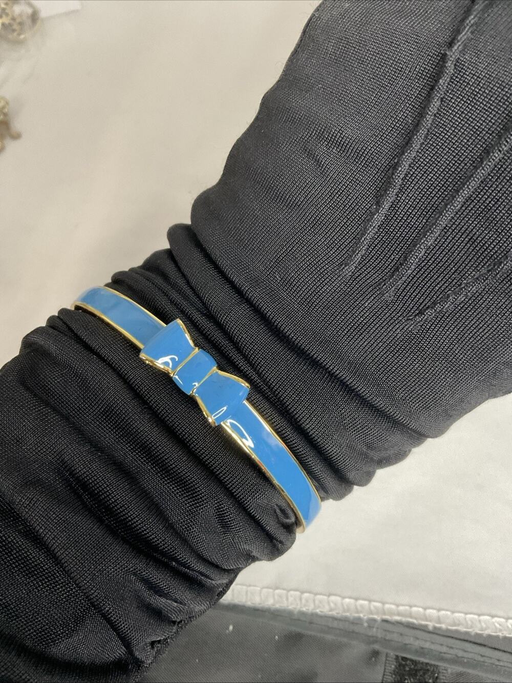 KATE SPADE BLUE & GOLD TONE TAKE A BOW BANGLE BRACELET
